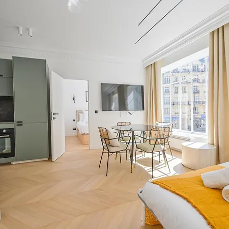 Lovely & Exclusive Parisian Flat Apartment