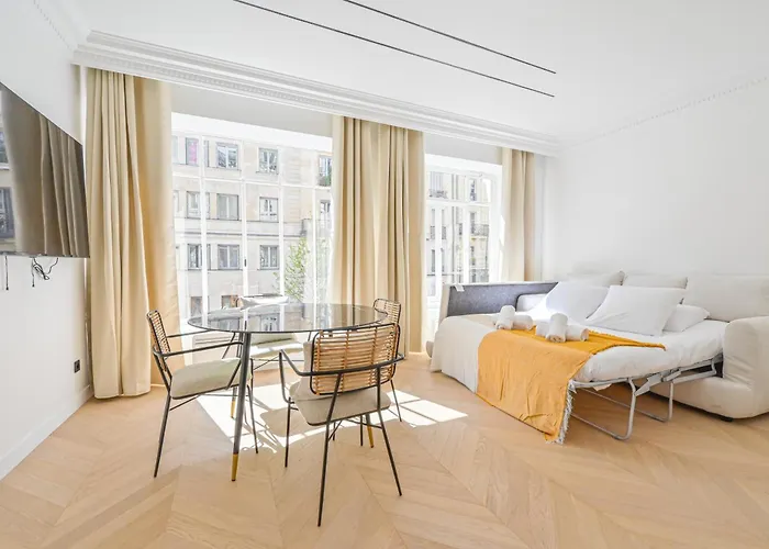 Lovely & Exclusive Parisian Flat